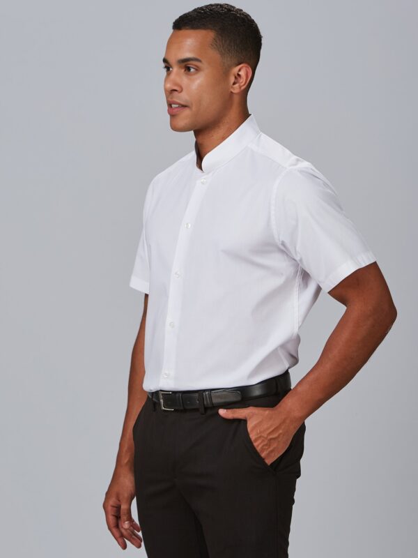 CAMISA HOMBRE M/C C/MAO SLIM FIT ELASTAN