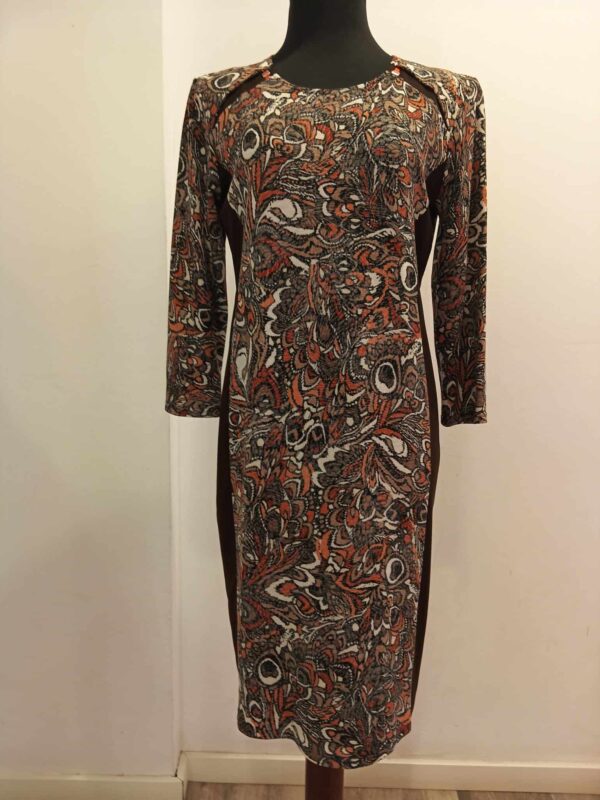 Vestido marrón estampado naranja