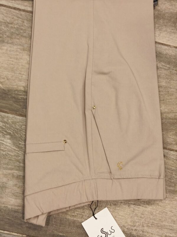 Pantalón beig elástico