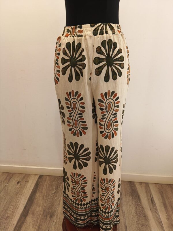 Pantalón estampado